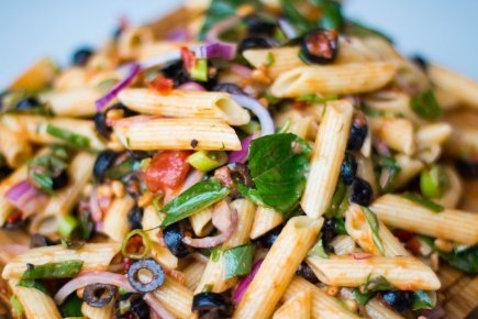 Penne, olives, tomatoes, tomato ragout, onions, shallots, vinaigrette, basil, pine nuts, salt and pepper salad - individual